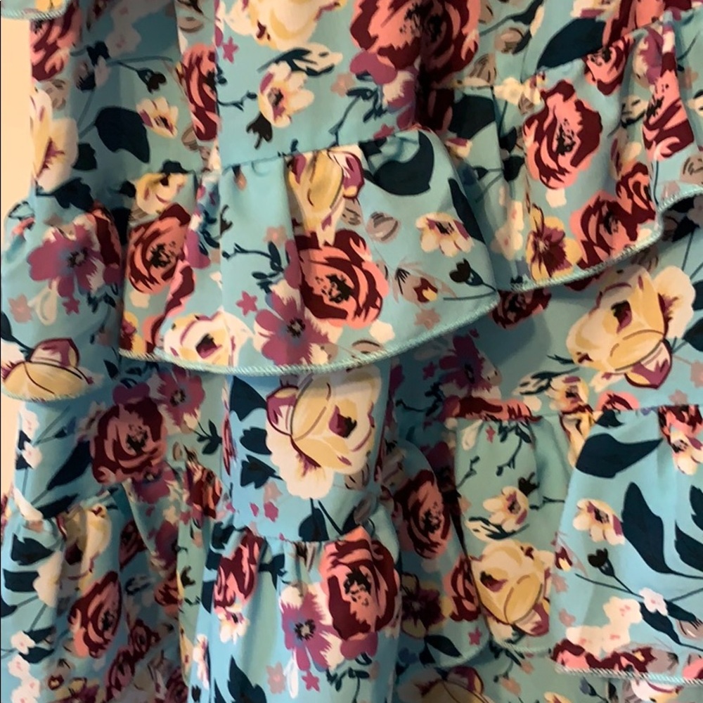 Dress - Picture 4 of 4
